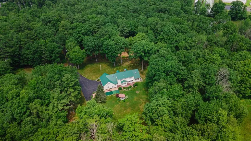 185 Thomas Road Rindge NH 03461
