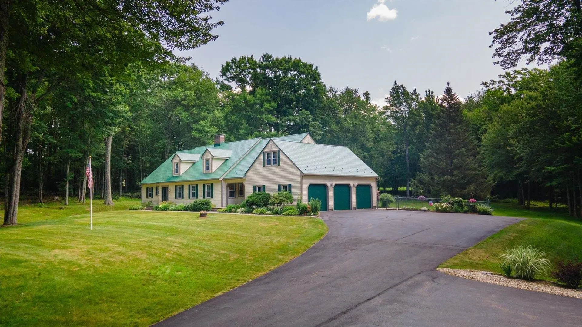 185 Thomas Road Rindge NH 03461