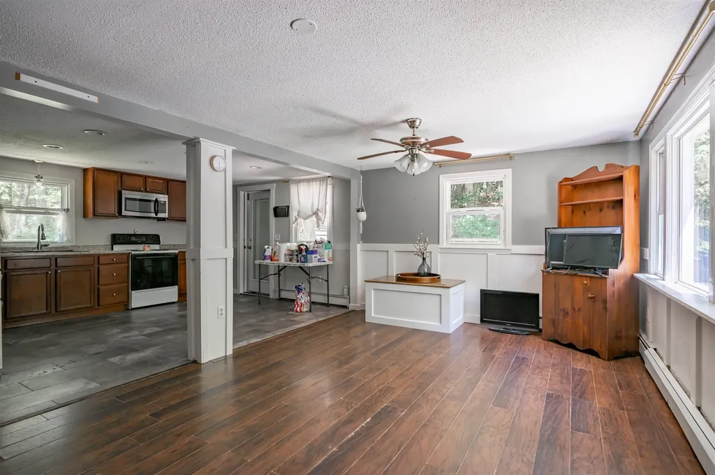 215 Fox Farm Road New Ipswich NH 03071
