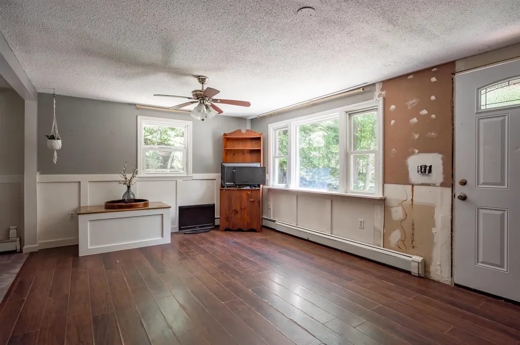 215 Fox Farm Road New Ipswich NH 03071