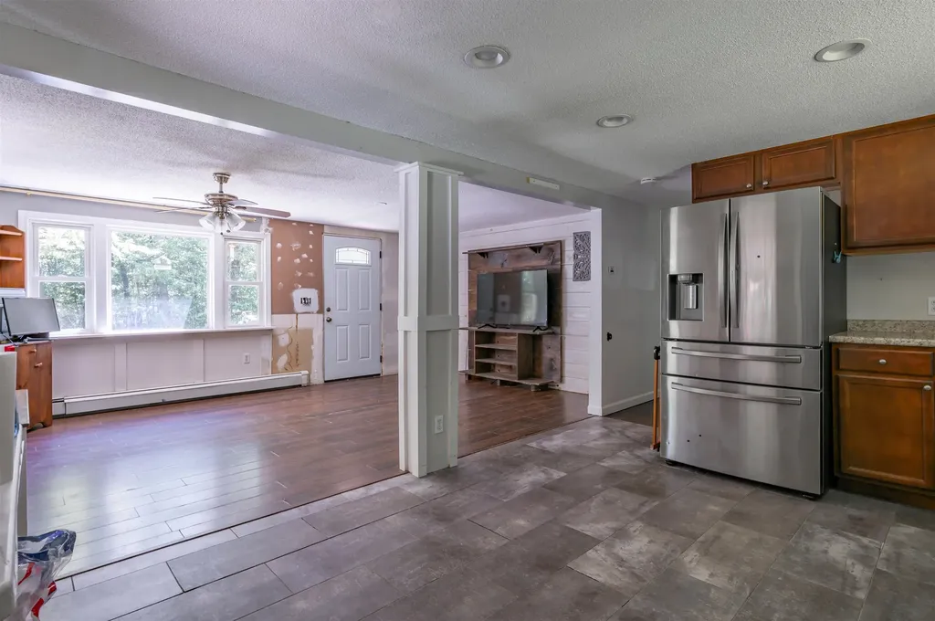 215 Fox Farm Road New Ipswich NH 03071