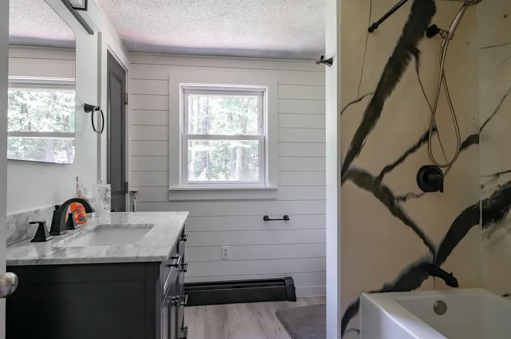 215 Fox Farm Road New Ipswich NH 03071