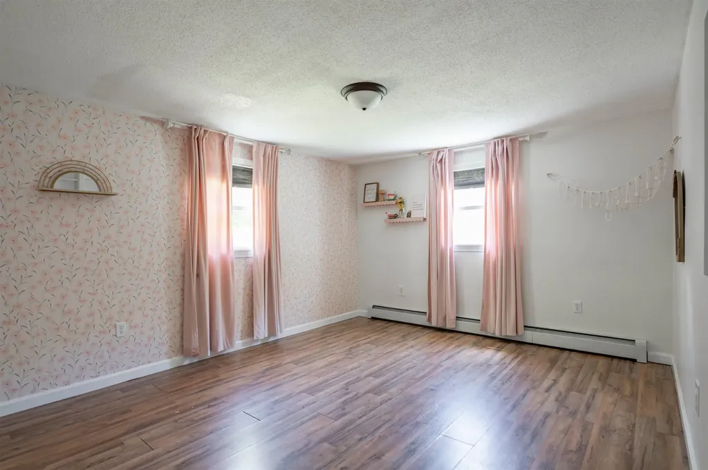 215 Fox Farm Road New Ipswich NH 03071