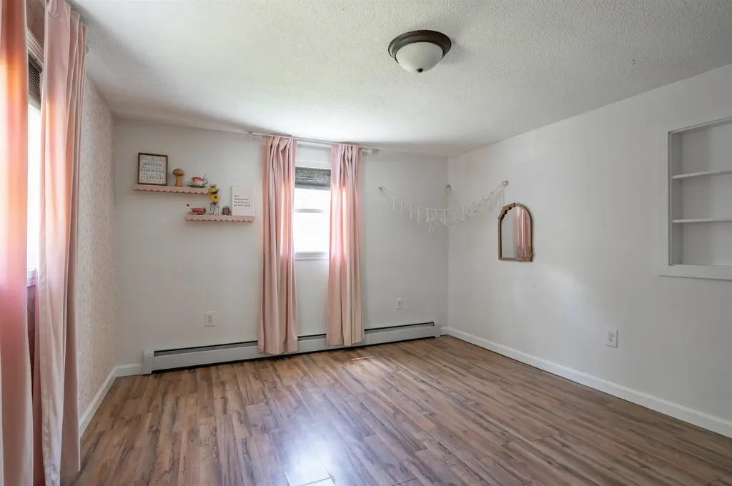 215 Fox Farm Road New Ipswich NH 03071