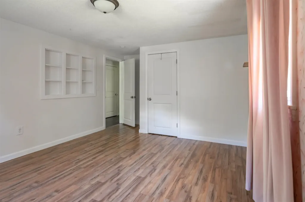 215 Fox Farm Road New Ipswich NH 03071