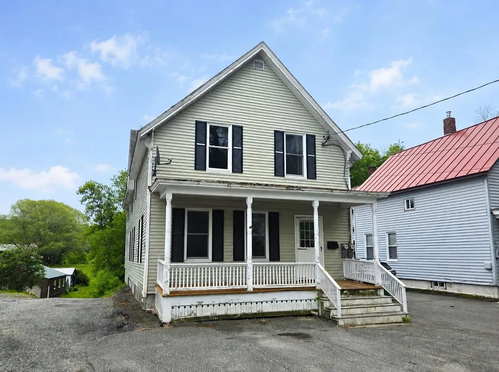 201 Latham Works Lane Hartford VT 05001