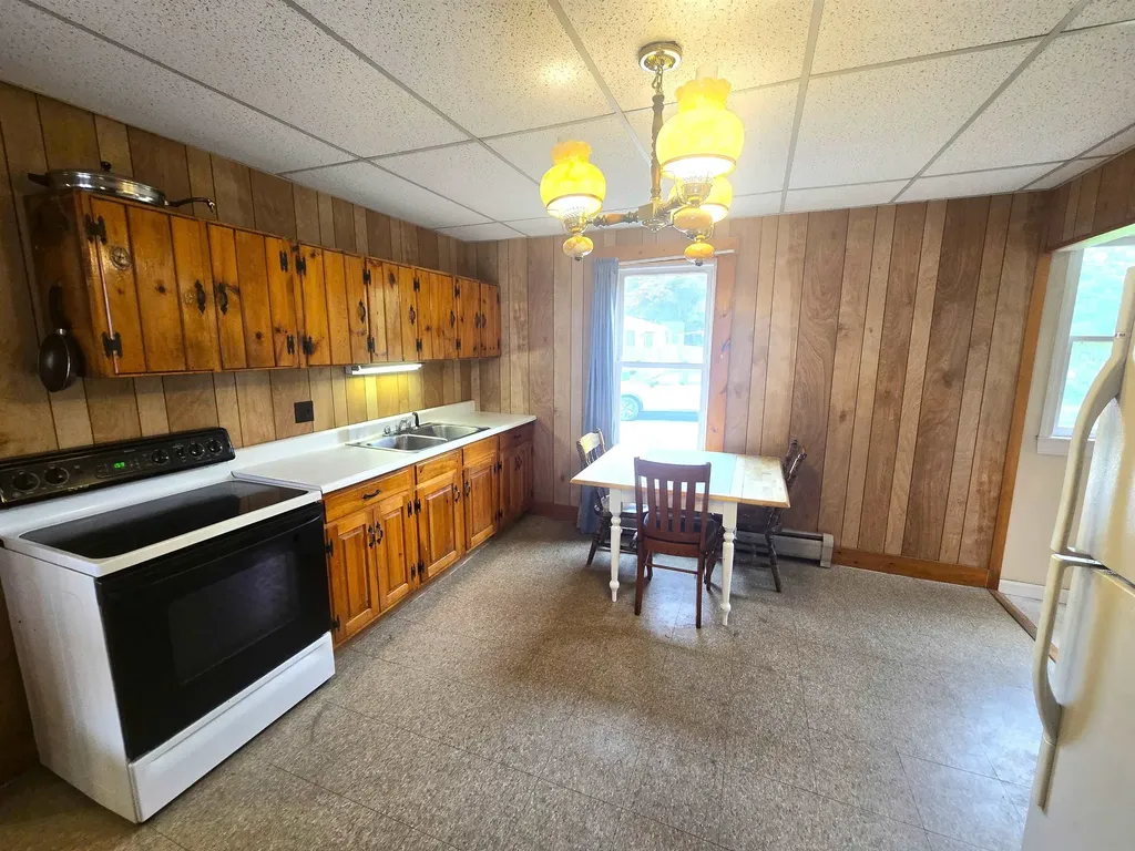 201 Latham Works Lane Hartford VT 05001
