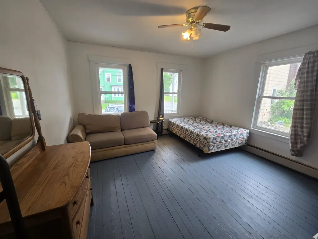 201 Latham Works Lane Hartford VT 05001