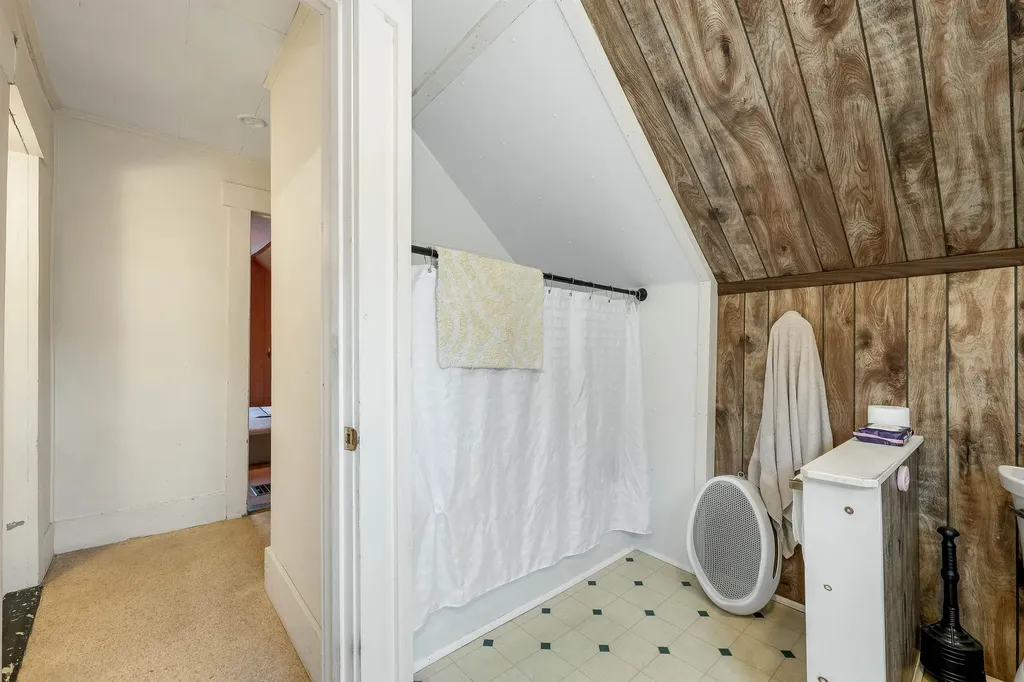110 Spring Street Laconia NH 03246
