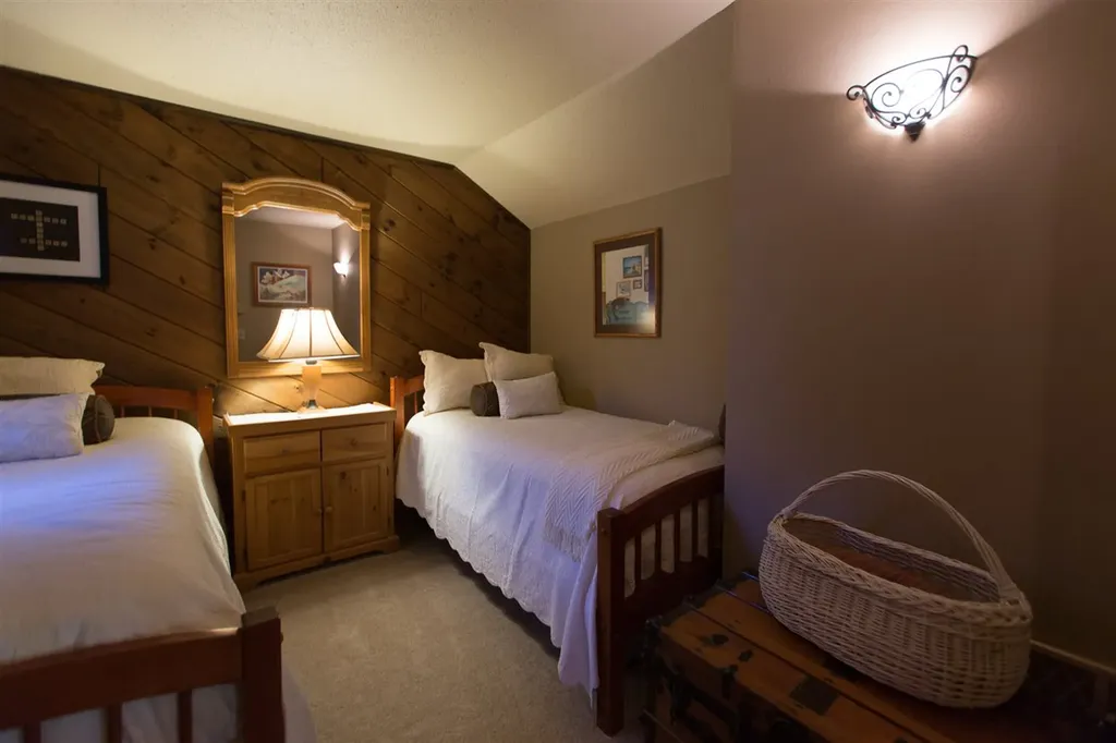 218 Lakewood Drive Killington VT 05751