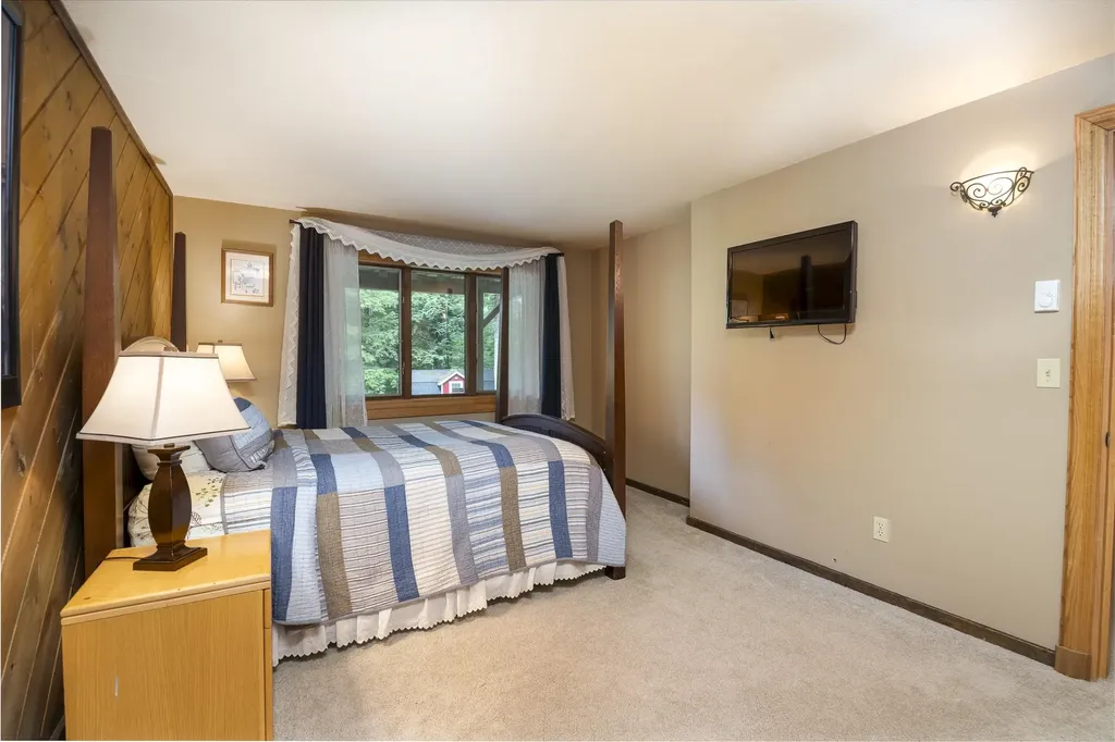 218 Lakewood Drive Killington VT 05751