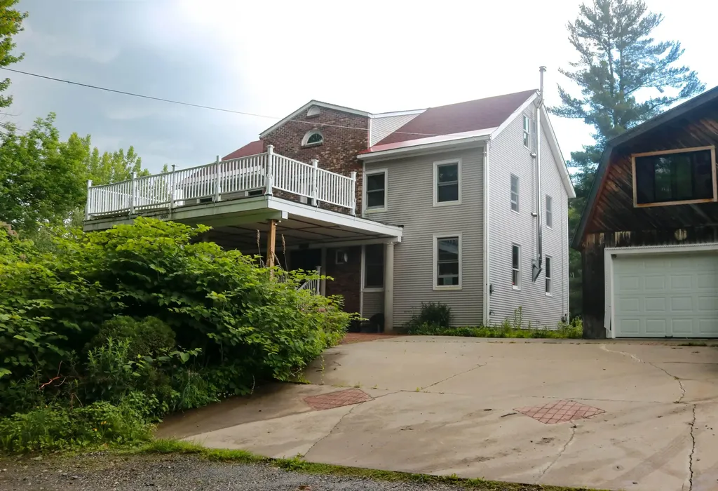 1081 Beaver Meadow Road Roxbury VT 05669