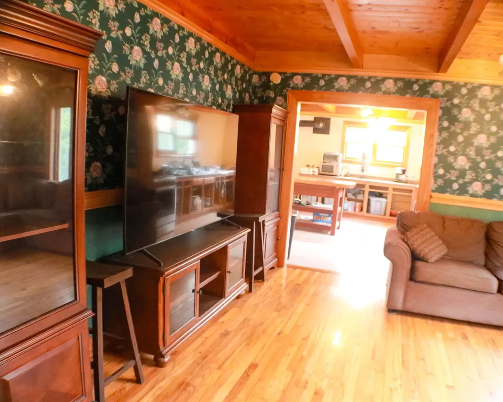 1081 Beaver Meadow Road Roxbury VT 05669