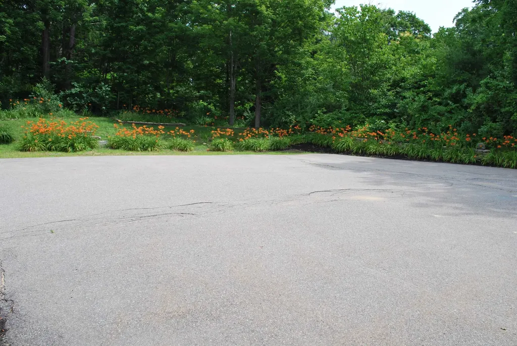 391 W Main Street Tilton NH 03276