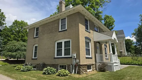391 W Main Street Tilton NH 03276