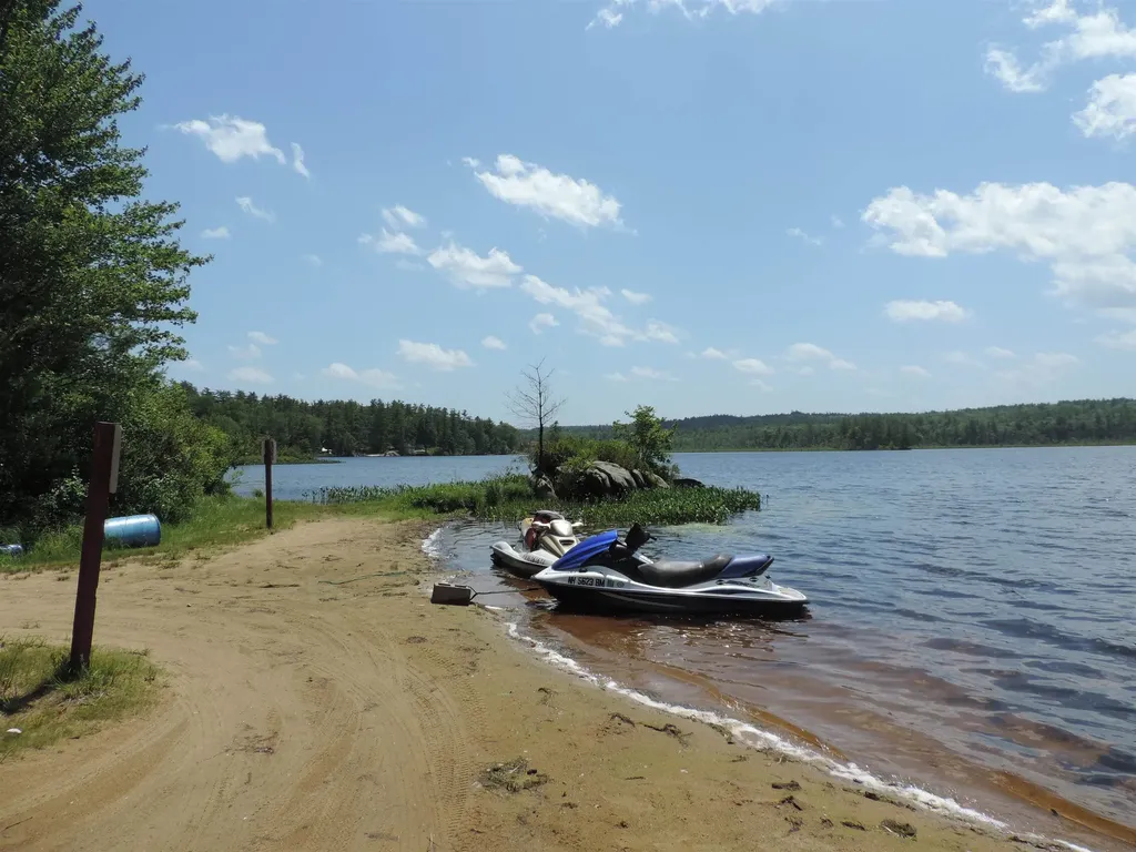 143 Lakeside Drive Fitzwilliam NH 03447