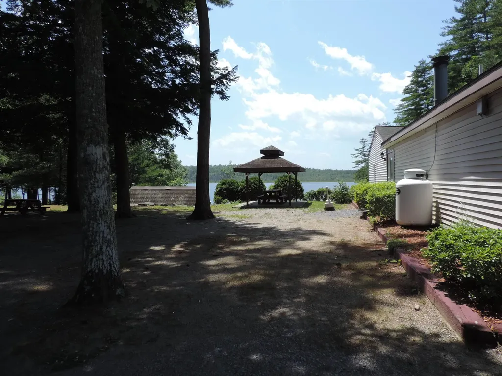 143 Lakeside Drive Fitzwilliam NH 03447