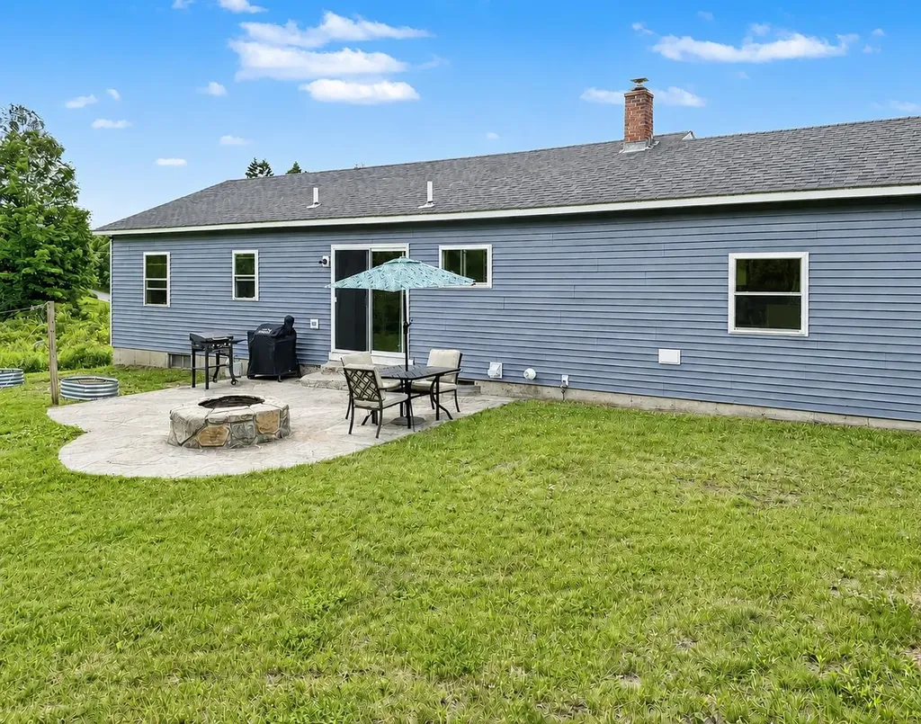 200 Finney Drive Lyndon VT 05851