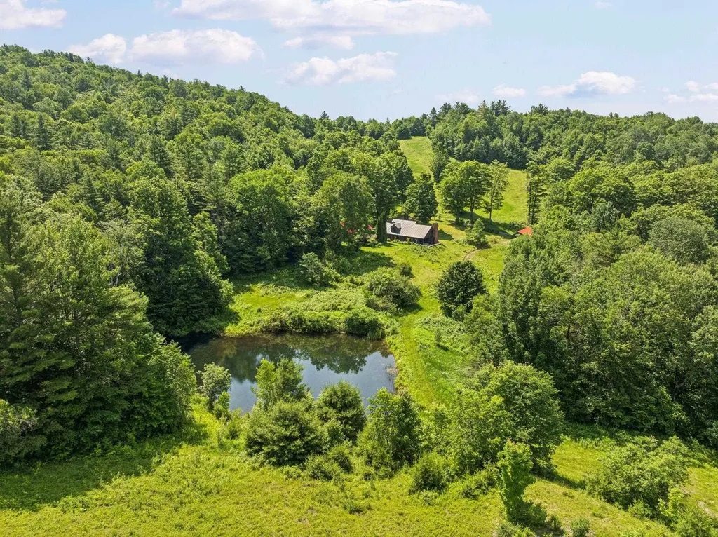 38 Ordway Road Strafford VT 05065
