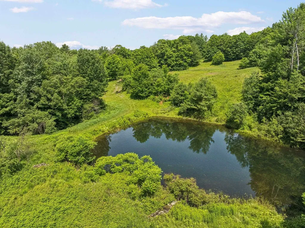 38 Ordway Road Strafford VT 05065