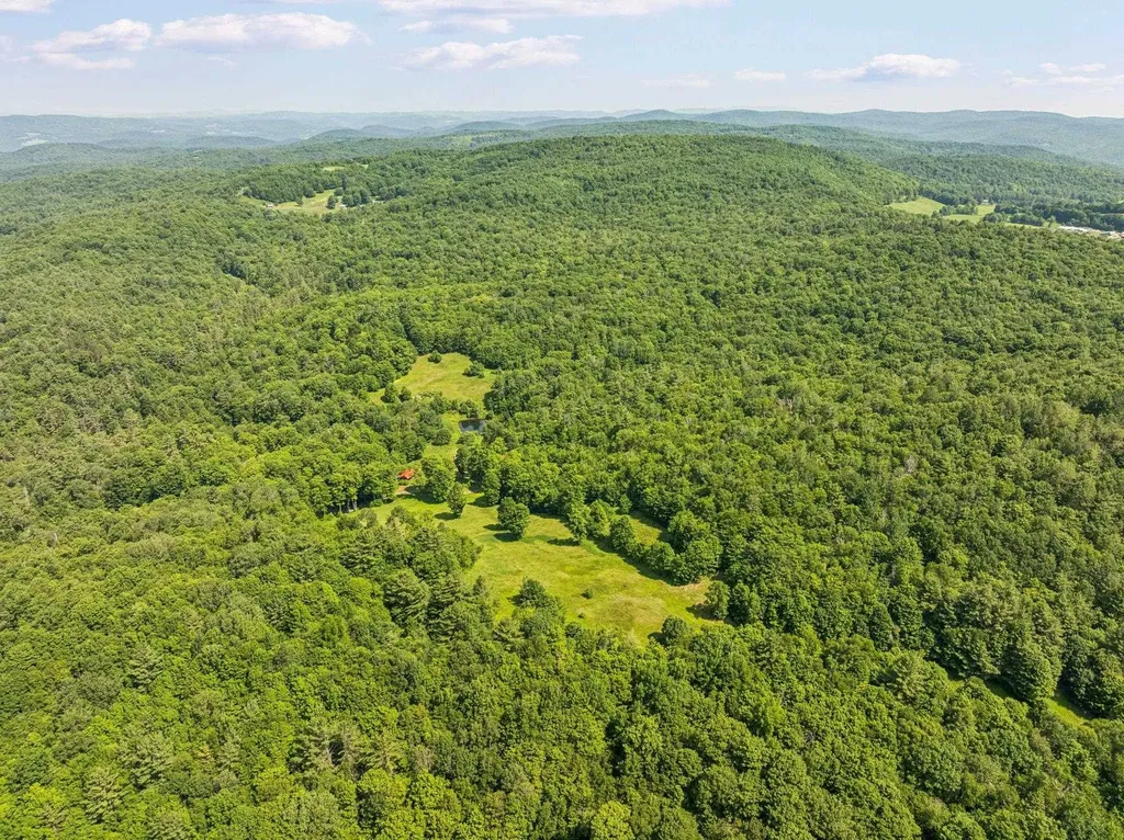 38 Ordway Road Strafford VT 05065