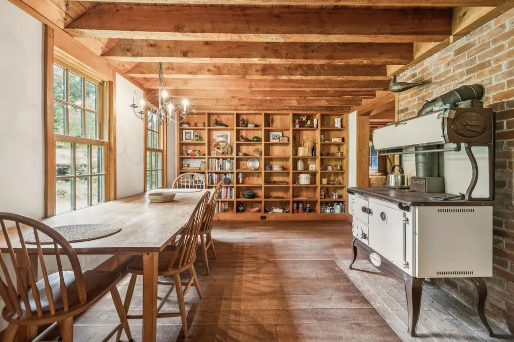 38 Ordway Road Strafford VT 05065