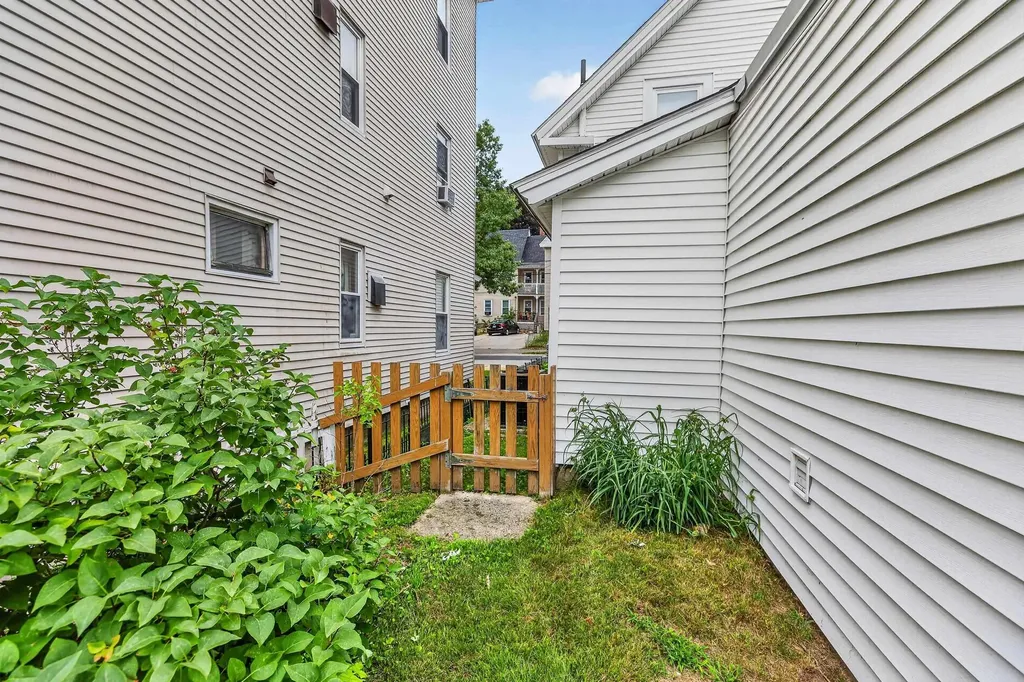 148 Parker Street Manchester NH 03102