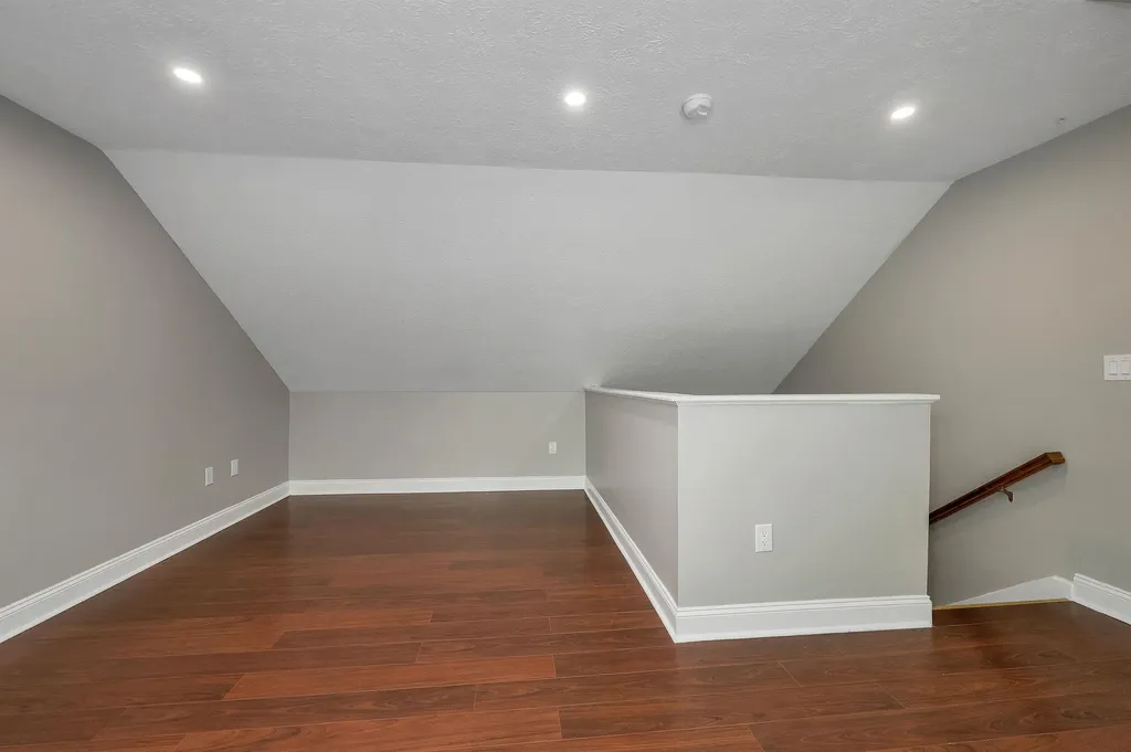 48 Cadogan Way Nashua NH 03062