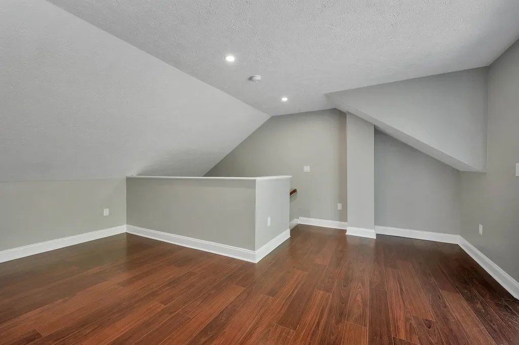 48 Cadogan Way Nashua NH 03062