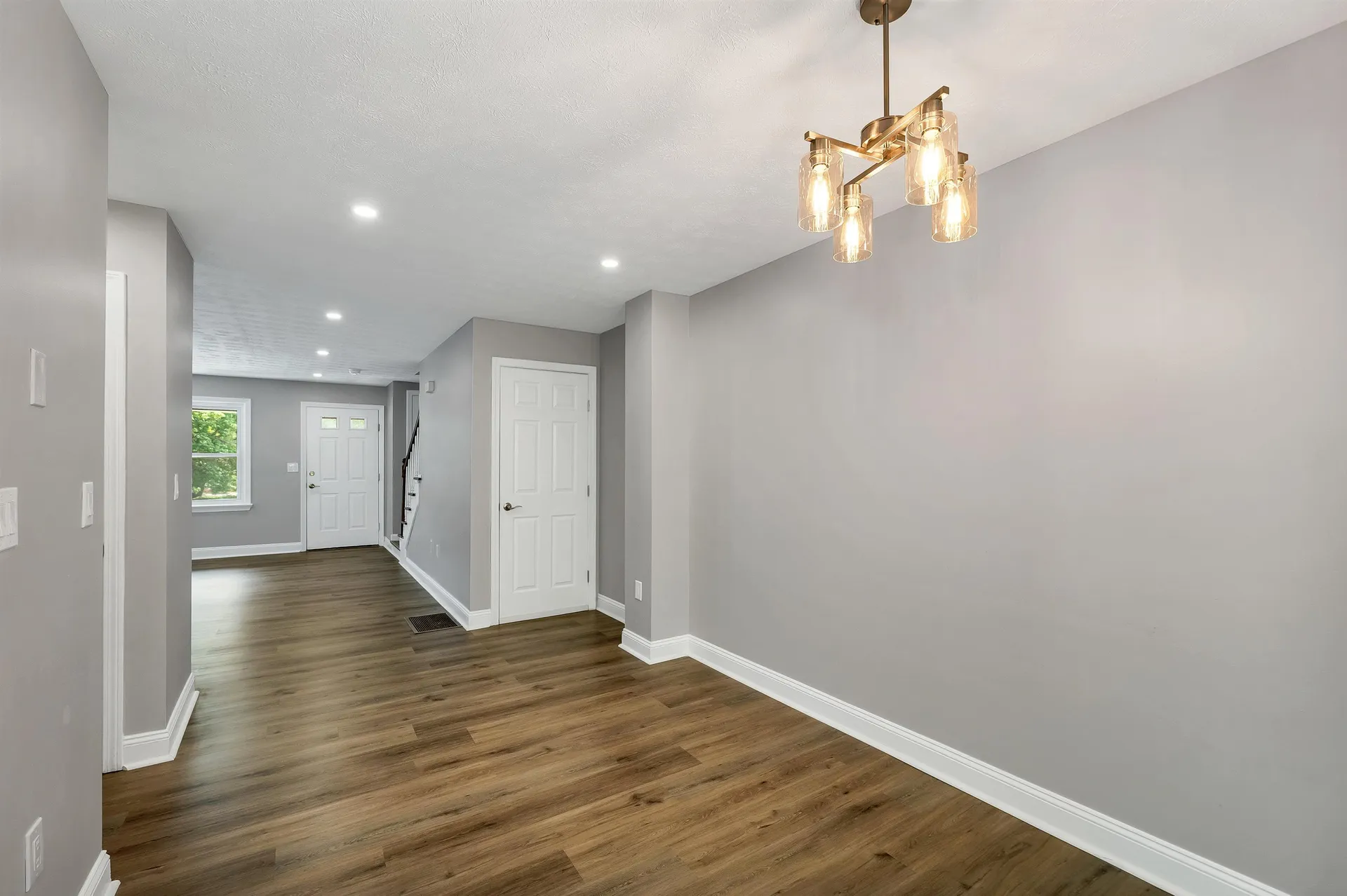 48 Cadogan Way Nashua NH 03062