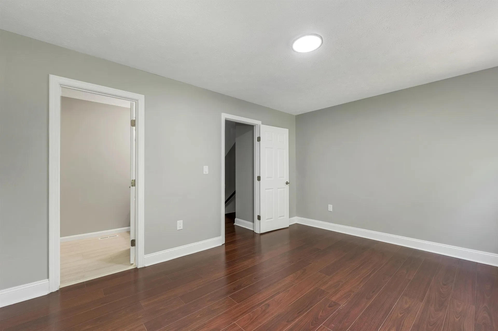 48 Cadogan Way Nashua NH 03062