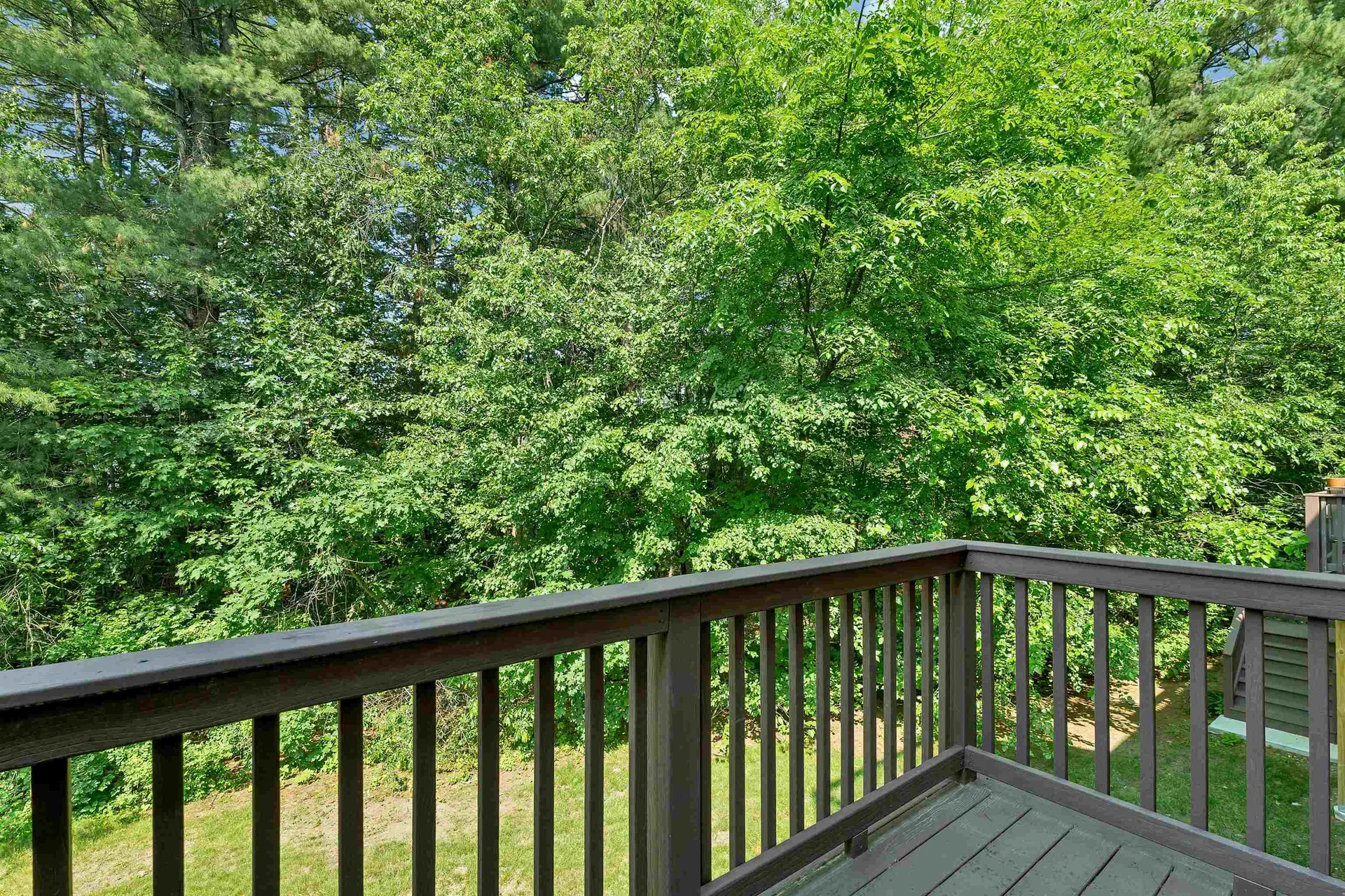48 Cadogan Way Nashua NH 03062