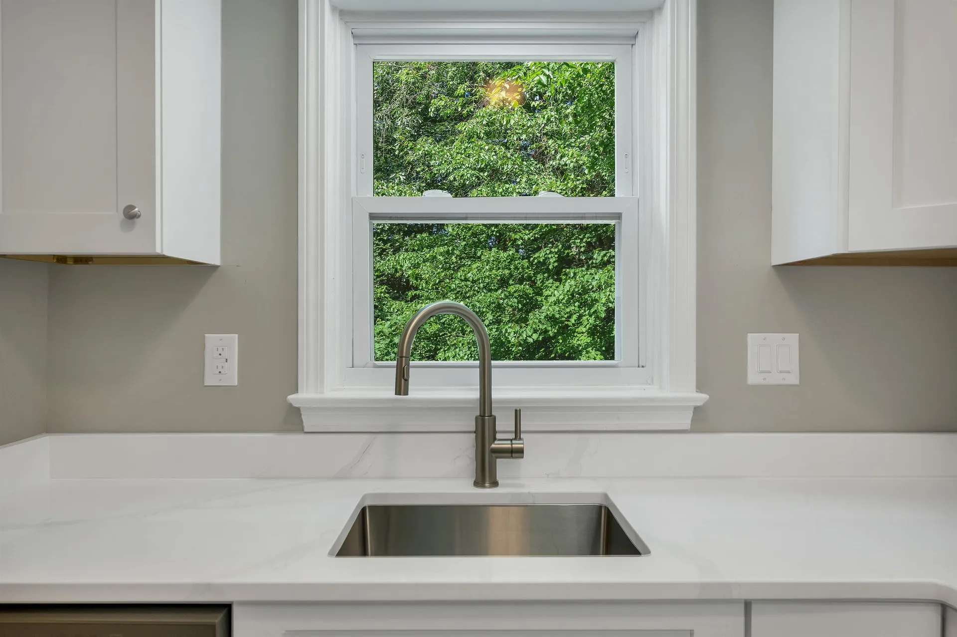 48 Cadogan Way Nashua NH 03062