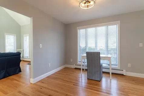 7 Lowell Street Seabrook NH 03874