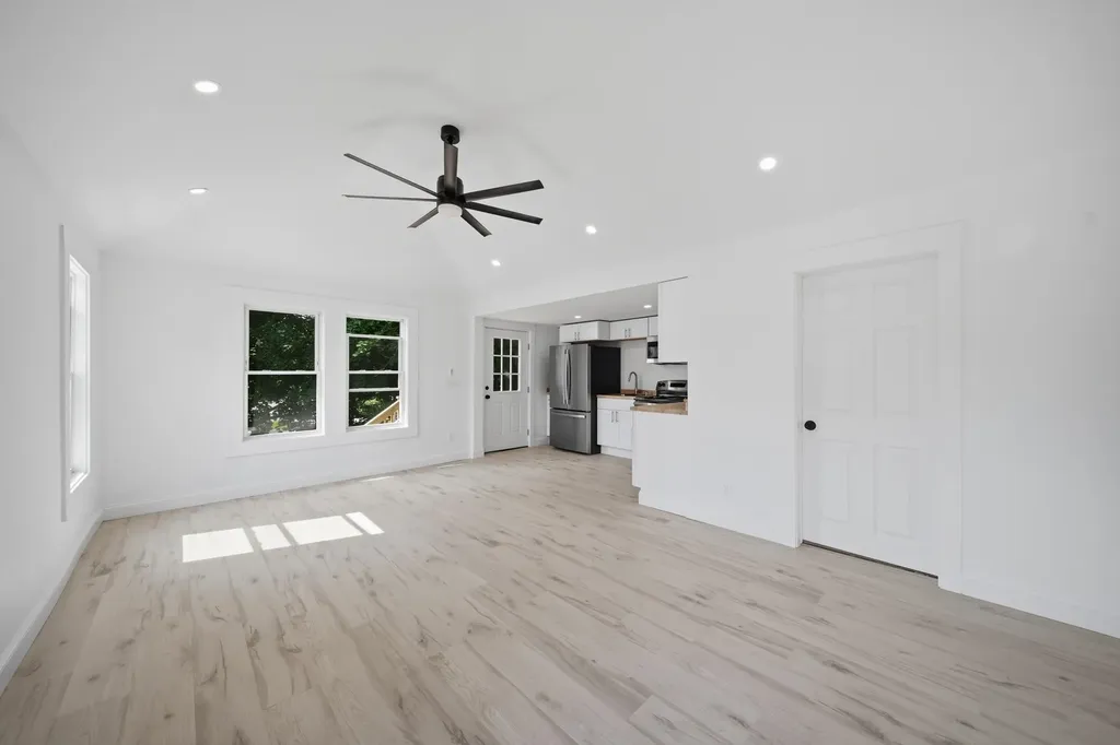 79 Gilford Avenue Laconia NH 03246