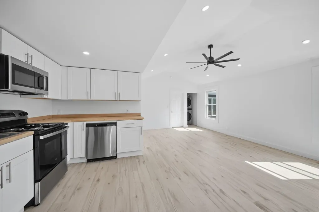 79 Gilford Avenue Laconia NH 03246