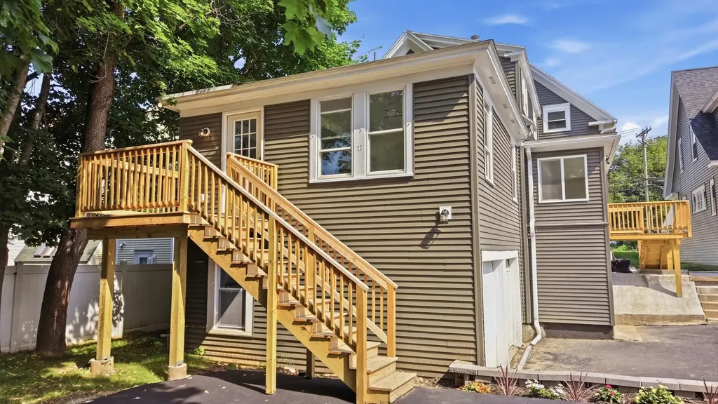 79 Gilford Avenue Laconia NH 03246