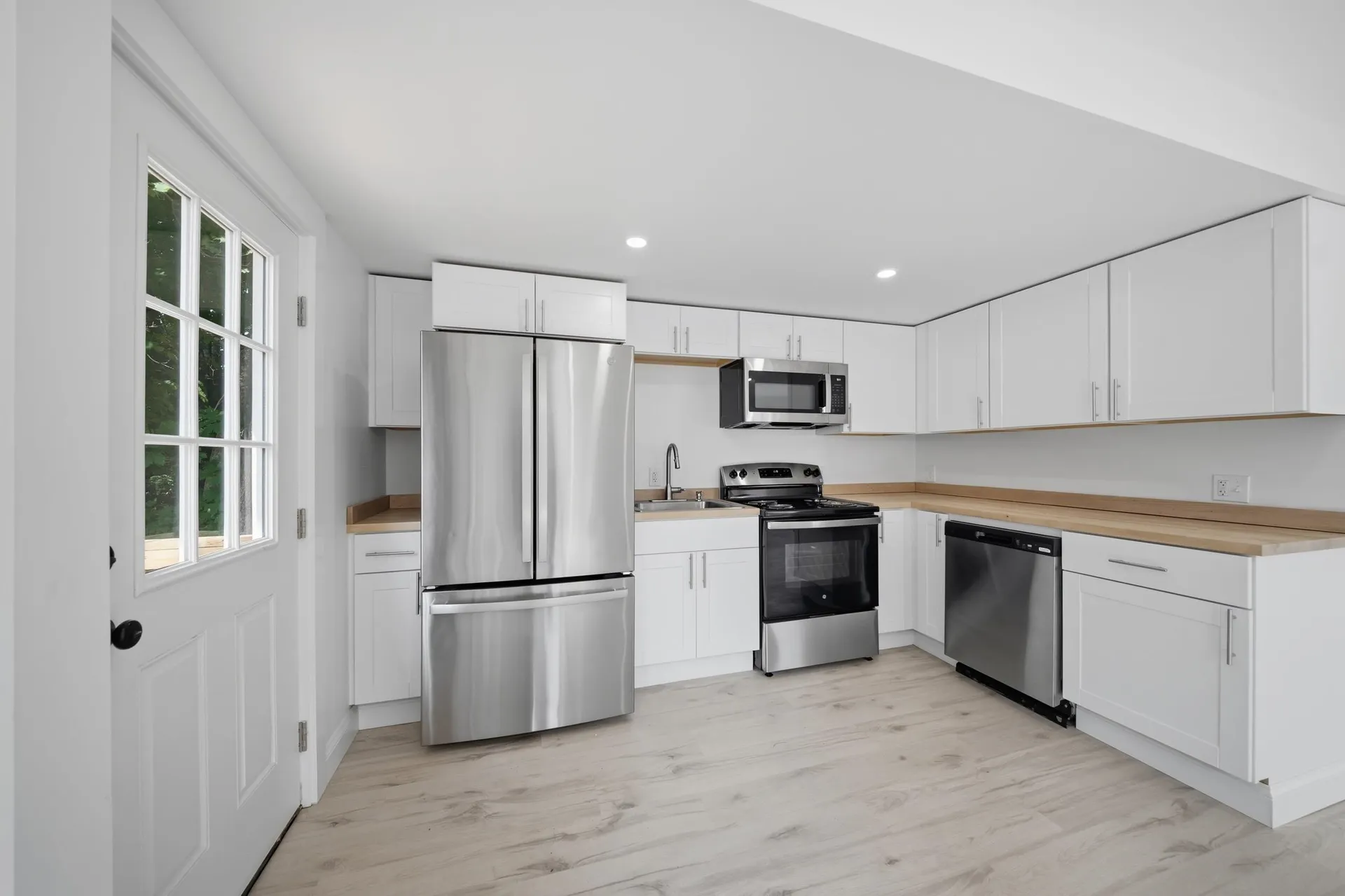 79 Gilford Avenue Laconia NH 03246