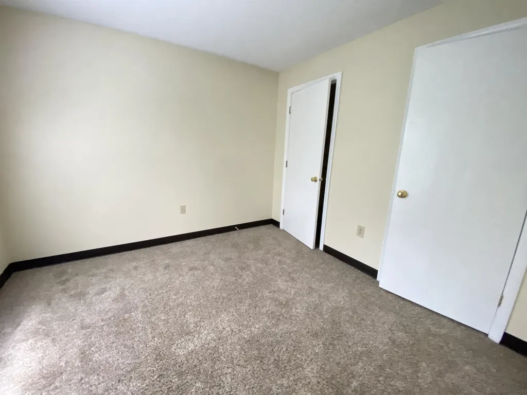 163 Eastern Avenue Manchester NH 03104