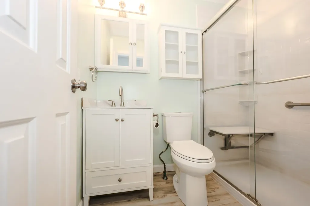 32 Ashworth Avenue Hampton NH 03842
