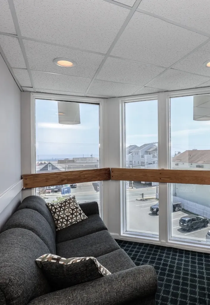 32 Ashworth Avenue Hampton NH 03842