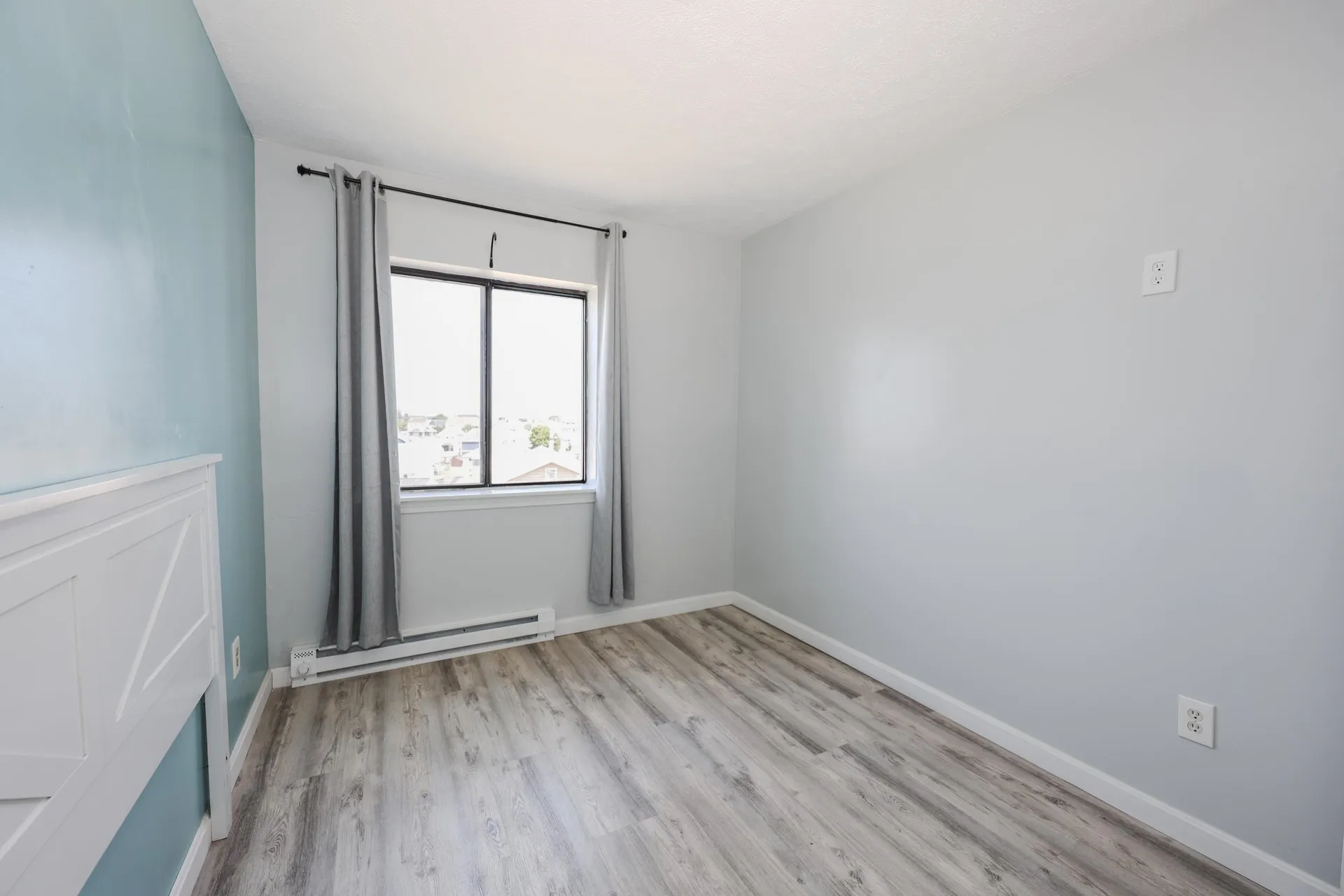 32 Ashworth Avenue Hampton NH 03842