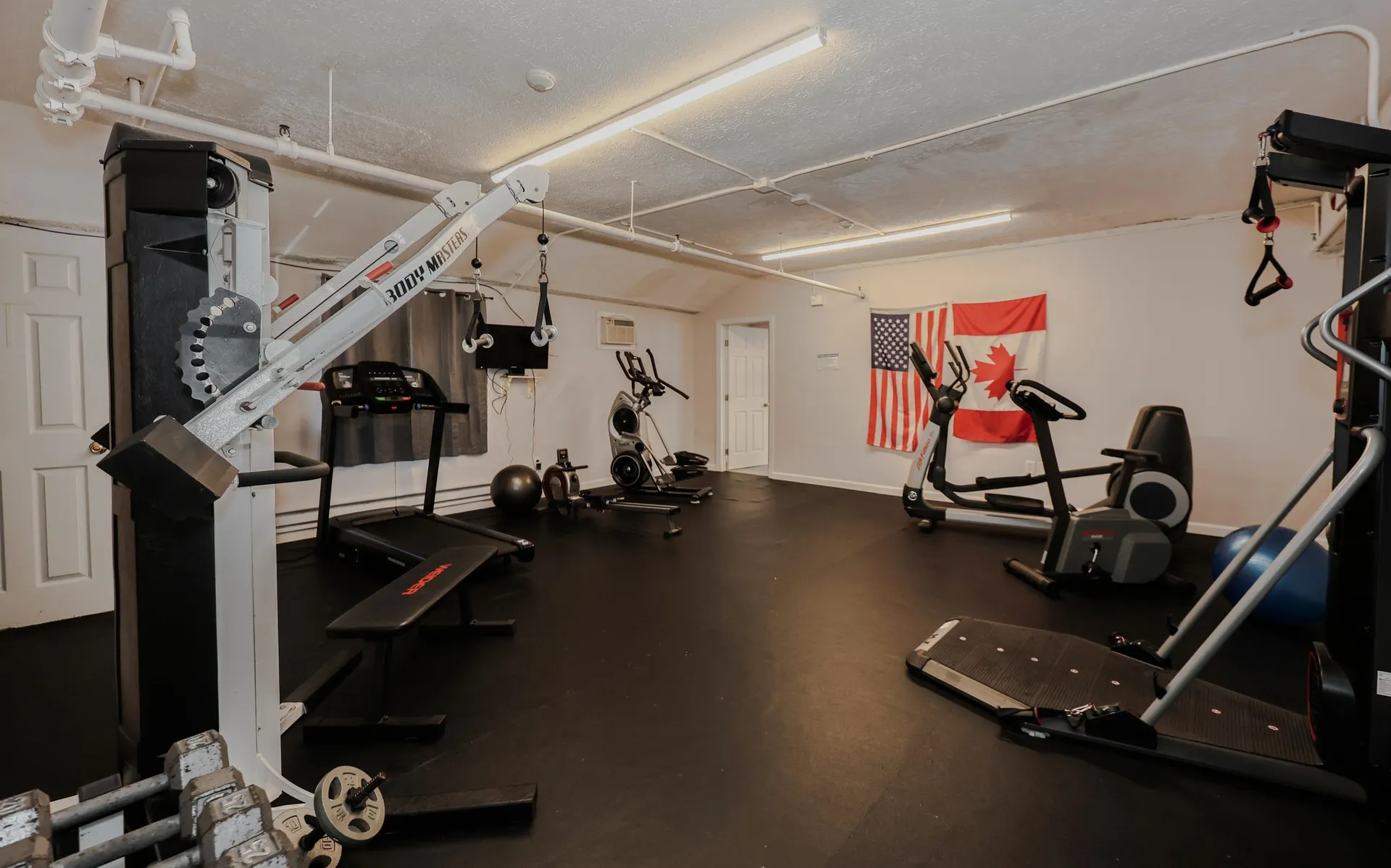 32 Ashworth Avenue Hampton NH 03842