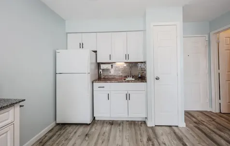 32 Ashworth Avenue Hampton NH 03842