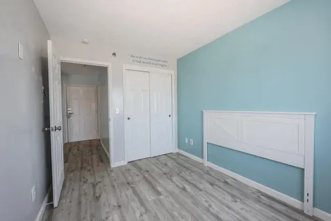 32 Ashworth Avenue Hampton NH 03842