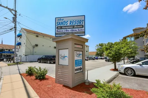 32 Ashworth Avenue Hampton NH 03842