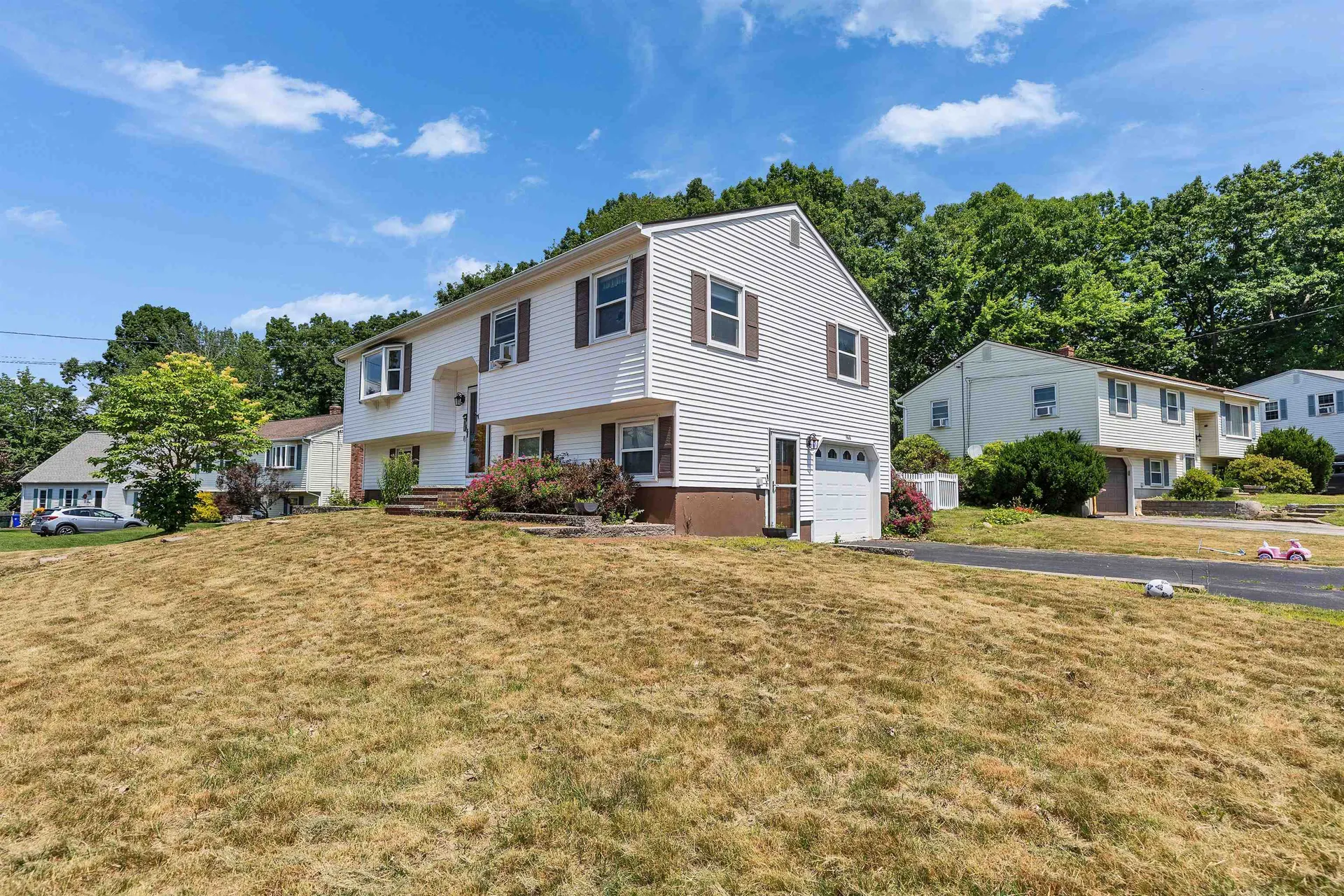 366 Blevens Drive Manchester NH 03104