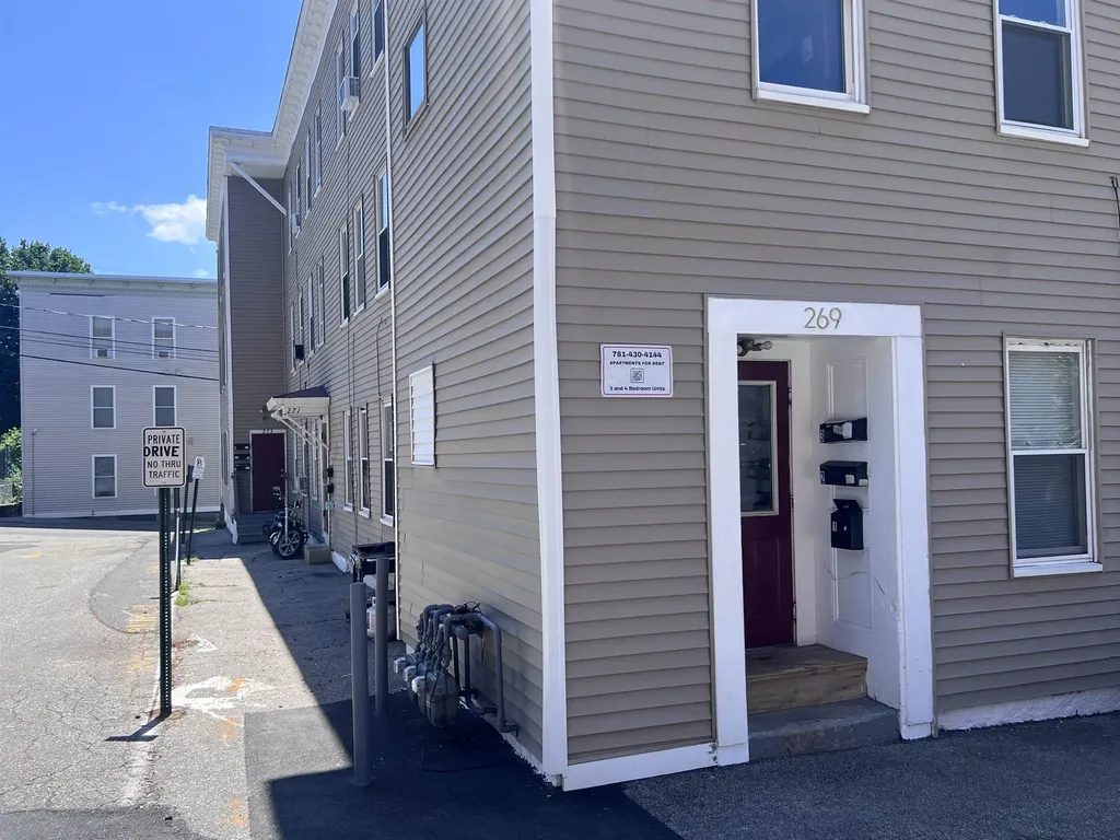 269 Cedar Street Manchester NH 03103