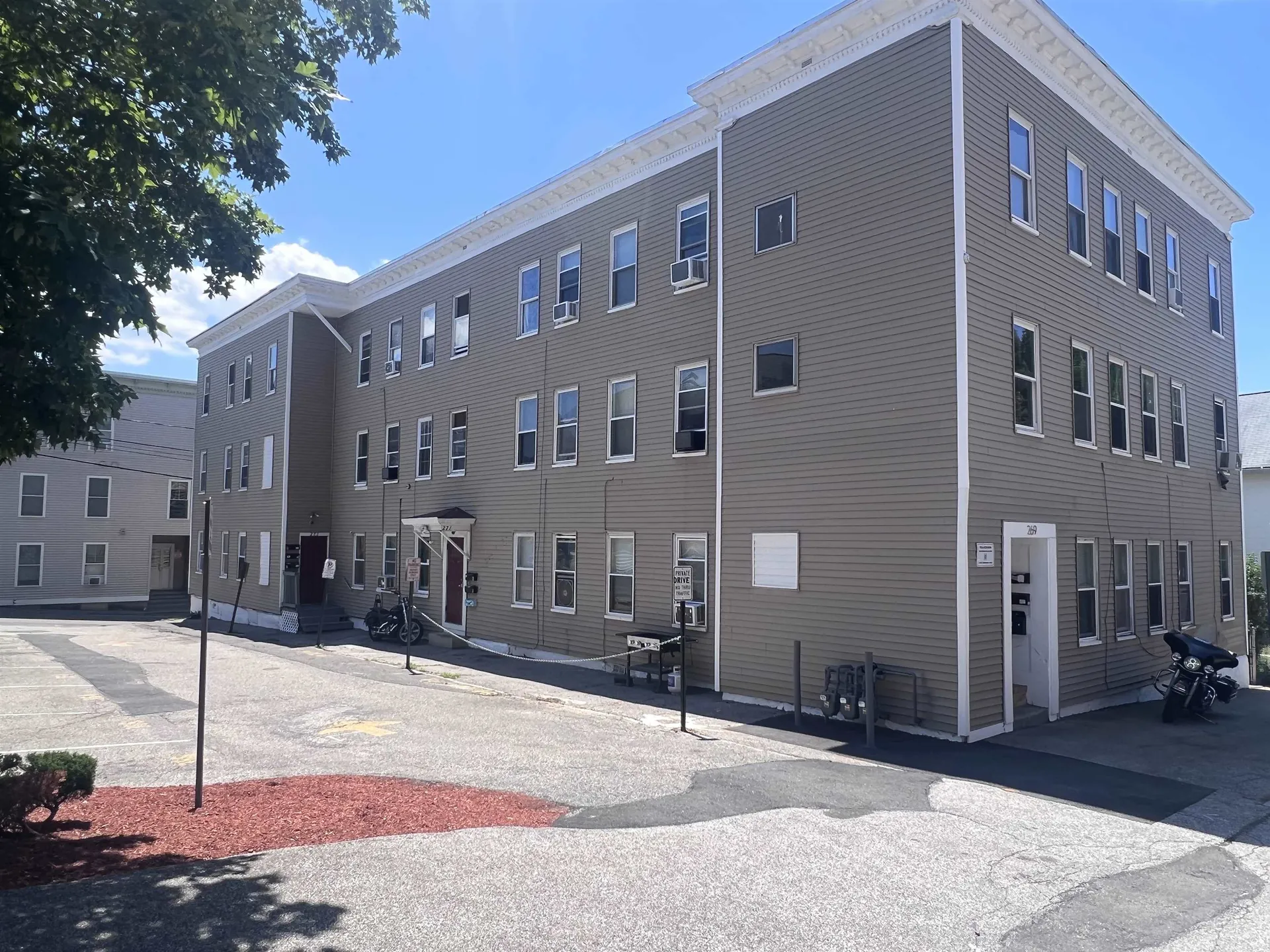 269 Cedar Street Manchester NH 03103
