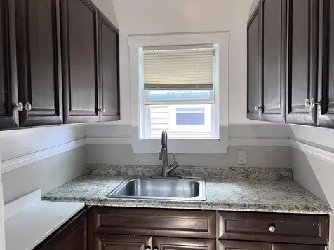 269 Cedar Street Manchester NH 03103